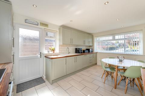 undefined, Hallfields Road, Tarvin, CH3