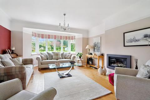 undefined, Chiltern Hills Road, Beaconsfield, HP9