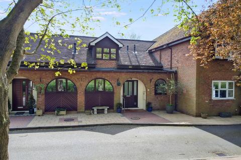 undefined, Maple Cottages, Risley