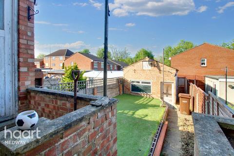 5 bedroom terraced house for sale, Sunnymead Avenue, Gillingham