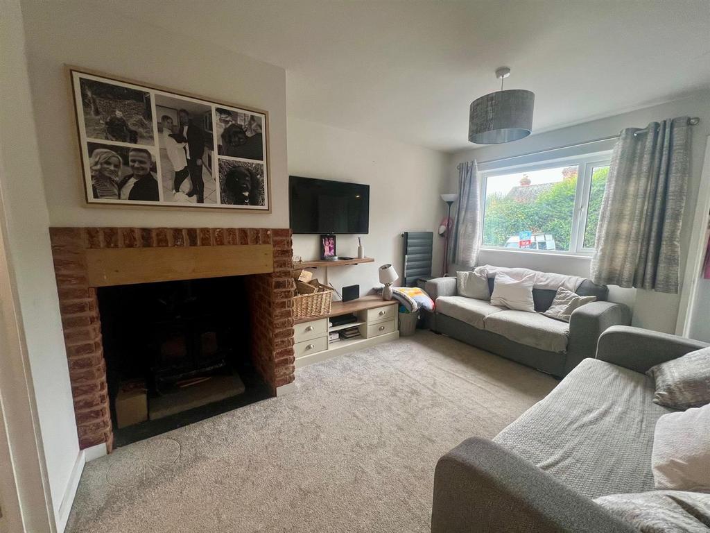 Living Room.jpg