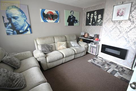 3 bedroom end of terrace house for sale, Woodbridge Road, Flixton