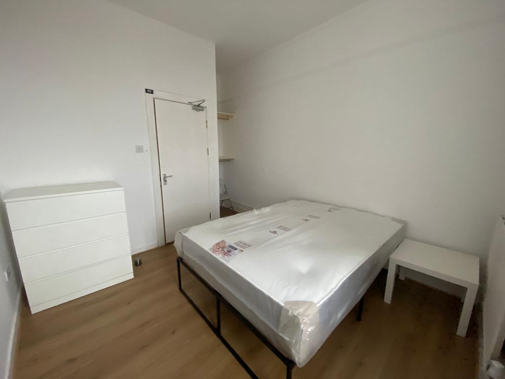 Bedroom 2 b