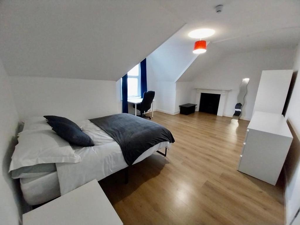 Top Floor Rear 3