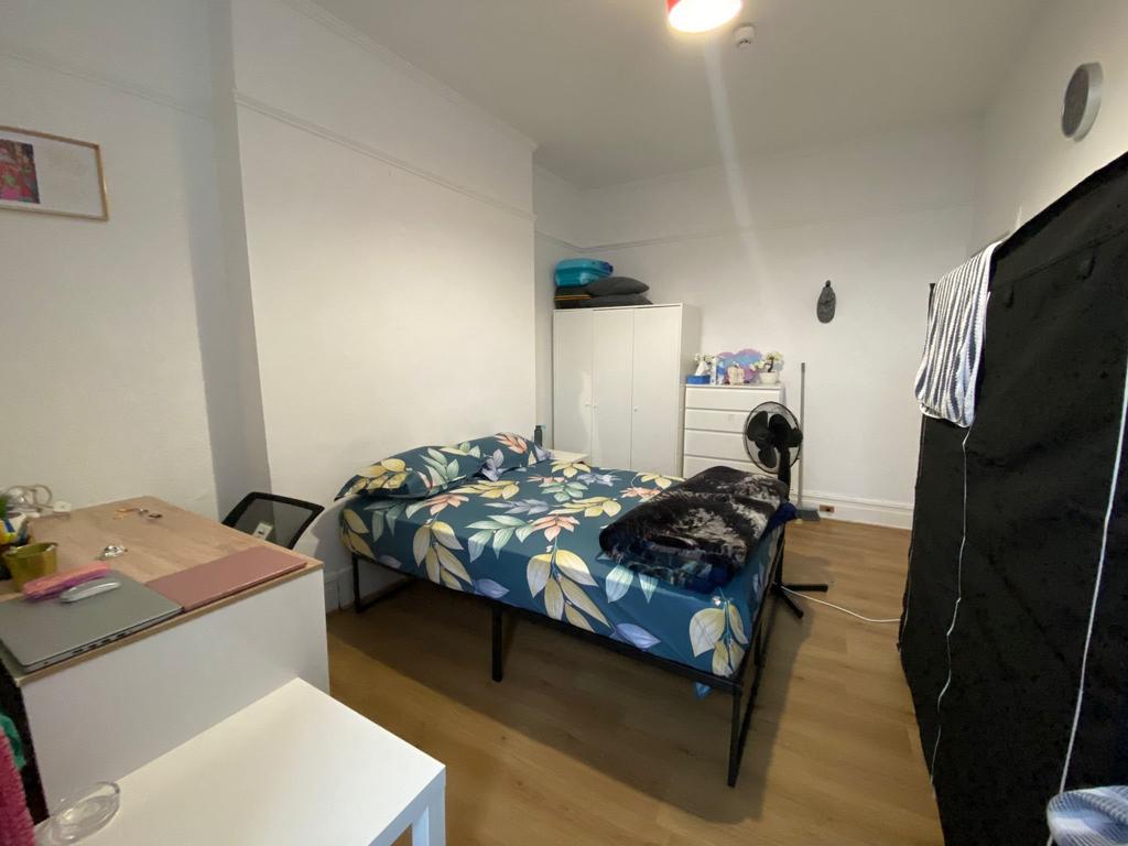 Bedroom 3 b