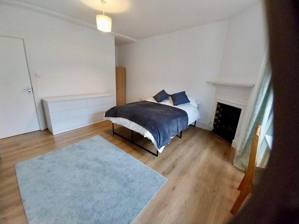First Floor Front 2