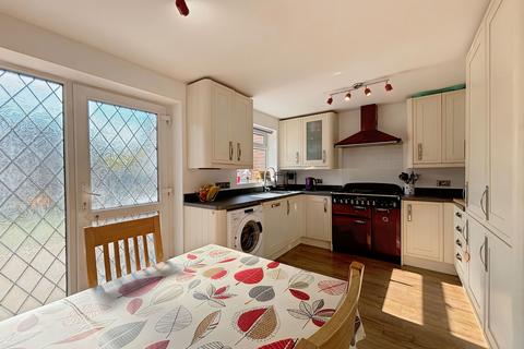 126 Apseleys Mead, Bradley Stoke, Bristol, BS32 0BG