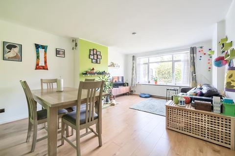 2 bedroom apartment to rent, Kendrick Road,  Reading,  RG1