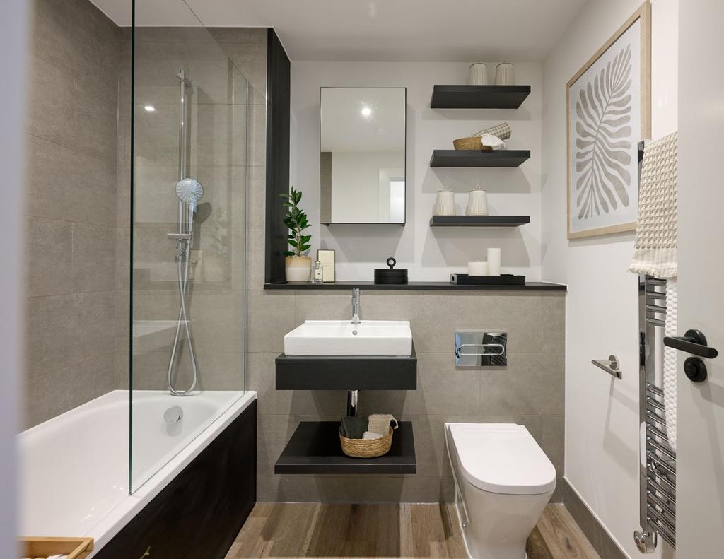 En-suite Bathroom