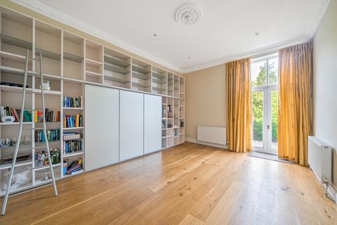 undefined, Longcross Road, Longcross, Surrey, KT16