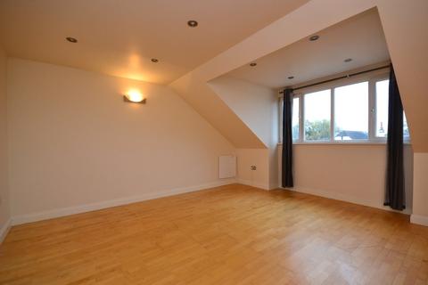 3 bedroom apartment for sale, Vincent Close, Bromley