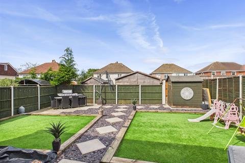 60 Boverton Avenue, Brockworth, Gloucester, GL3 4ER