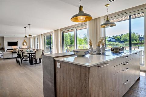 6 bedroom house to rent, Coln Waters GL7