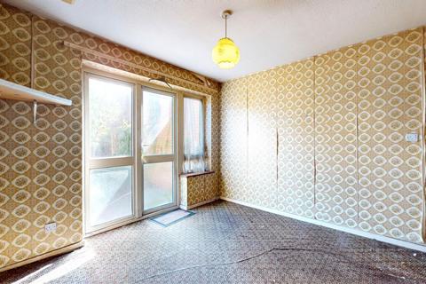 38 Brampton Close, Cheshunt, Waltham Cross, EN7 6HZ