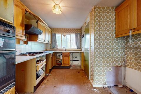 38 Brampton Close, Cheshunt, Waltham Cross, EN7 6HZ