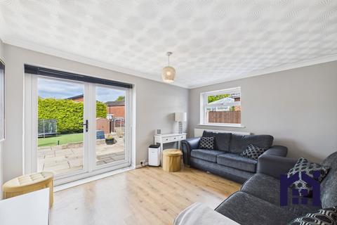 27 Balshaw Lane, Euxton, Chorley, PR7 6HX