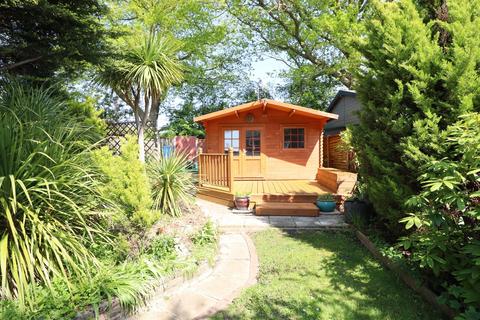 Wellington Road, Rayleigh, SS6
