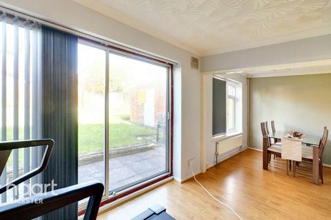 3 bedroom detached house for sale, St Marys Avenue, Leicester