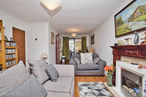 5 Sutherland Drive, Birchington, CT7 9UE