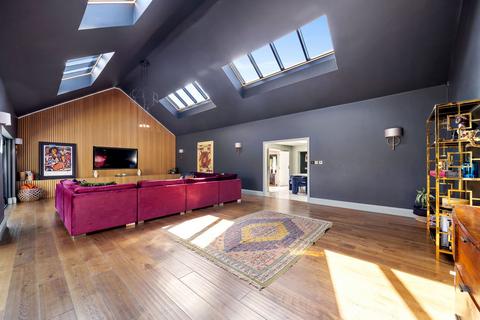 5 bedroom detached house for sale, Brooklands Road, Sale M33