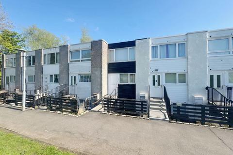 3 bedroom terraced house for sale, Millcroft Road, Cumbernauld G67