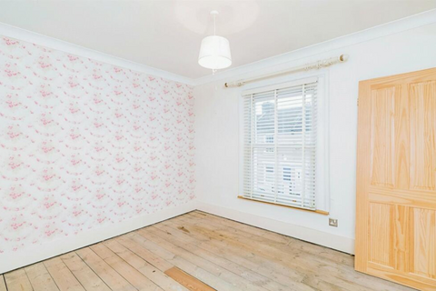 13 Mead Road, Gravesend, DA11 7PP