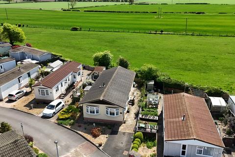 2 bedroom mobile home for sale, Mill Farm Park, Bulkington