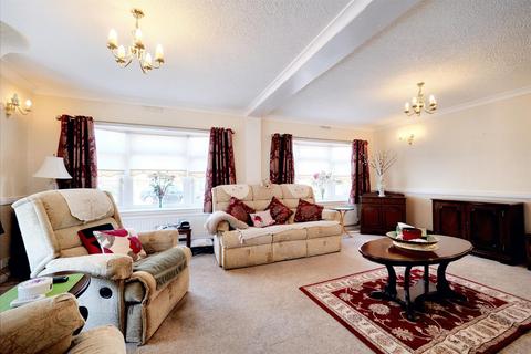 2 bedroom mobile home for sale, Mill Farm Park, Bulkington