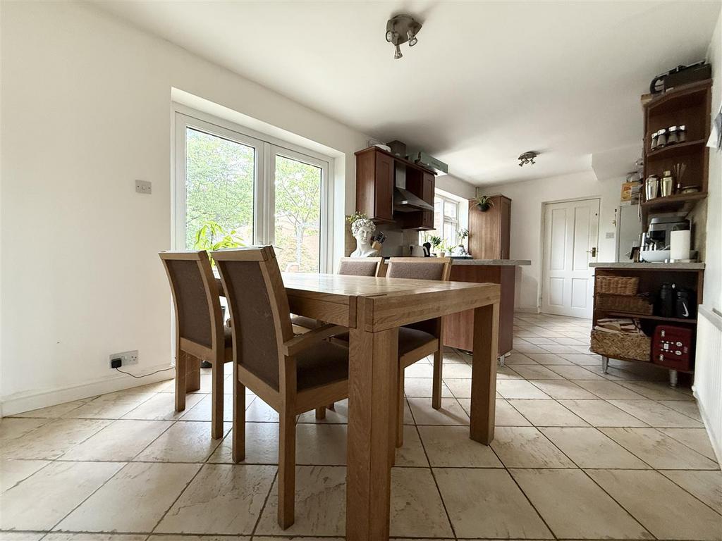 Open Plan Kitchen Diner
