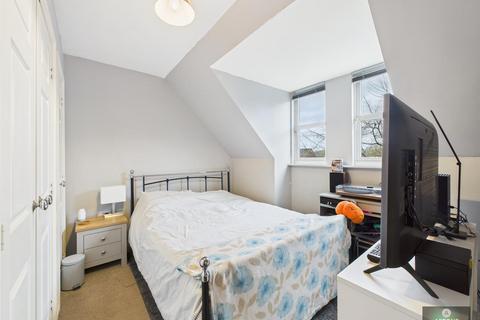 1 bedroom flat for sale, Brookhill Road, Copthorne RH10