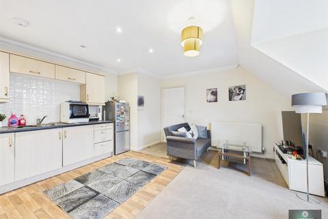 1 bedroom flat for sale, Brookhill Road, Copthorne RH10