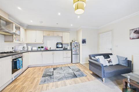 1 bedroom flat for sale, Brookhill Road, Copthorne RH10