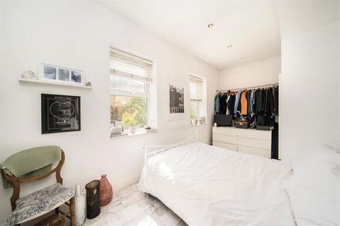 1 bedroom flat for sale, Ladywell Road, London SE13