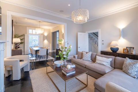 1 Blenheim Road, London, NW8 0LU