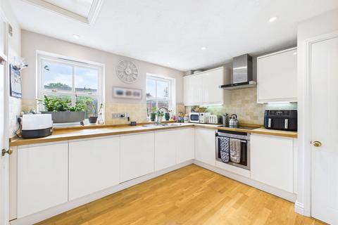 30 Bay Tree Road, Abbeymead, Gloucester, GL4 5WD