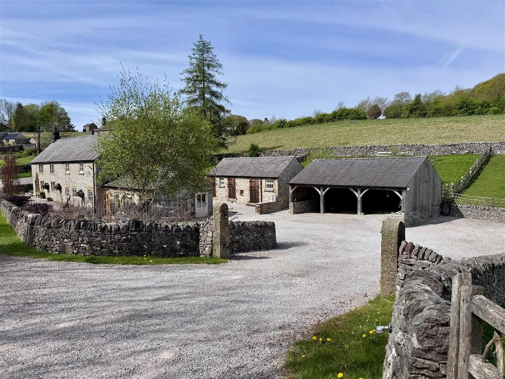 Lower Farm v photo.jpg