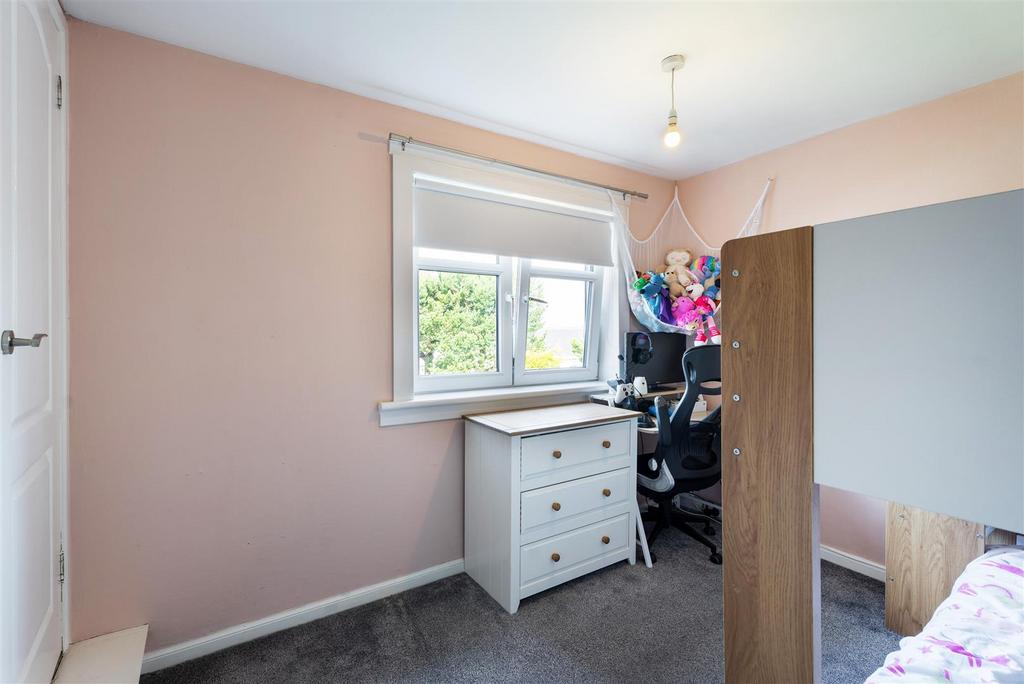 2 Selkirk Way-02.jpg