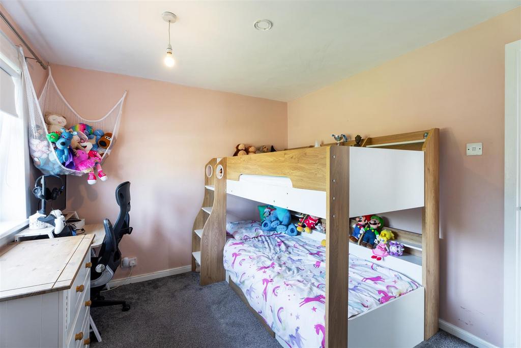 2 Selkirk Way-01.jpg