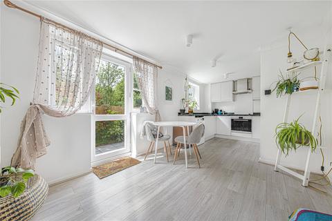 8 Croftongate Way, London, SE4 2DL