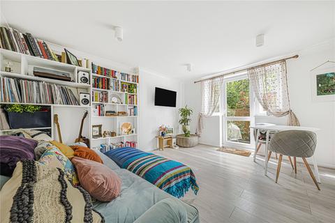 8 Croftongate Way, London, SE4 2DL
