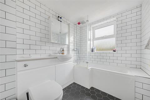 8 Croftongate Way, London, SE4 2DL