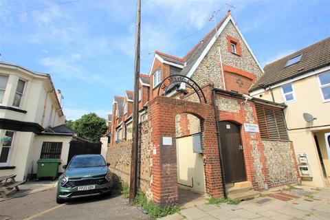 Studio to rent, St Martins Court, 20 St Martins Street, Brighton