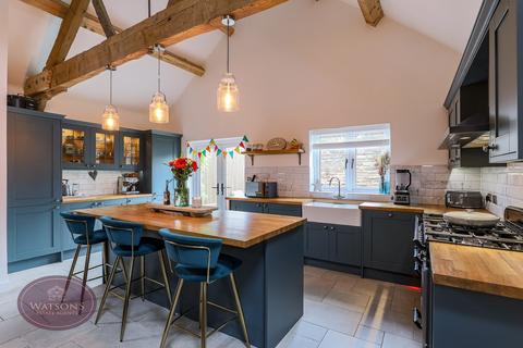 5 Hempshill Barns, Nottingham, NG6 7AA