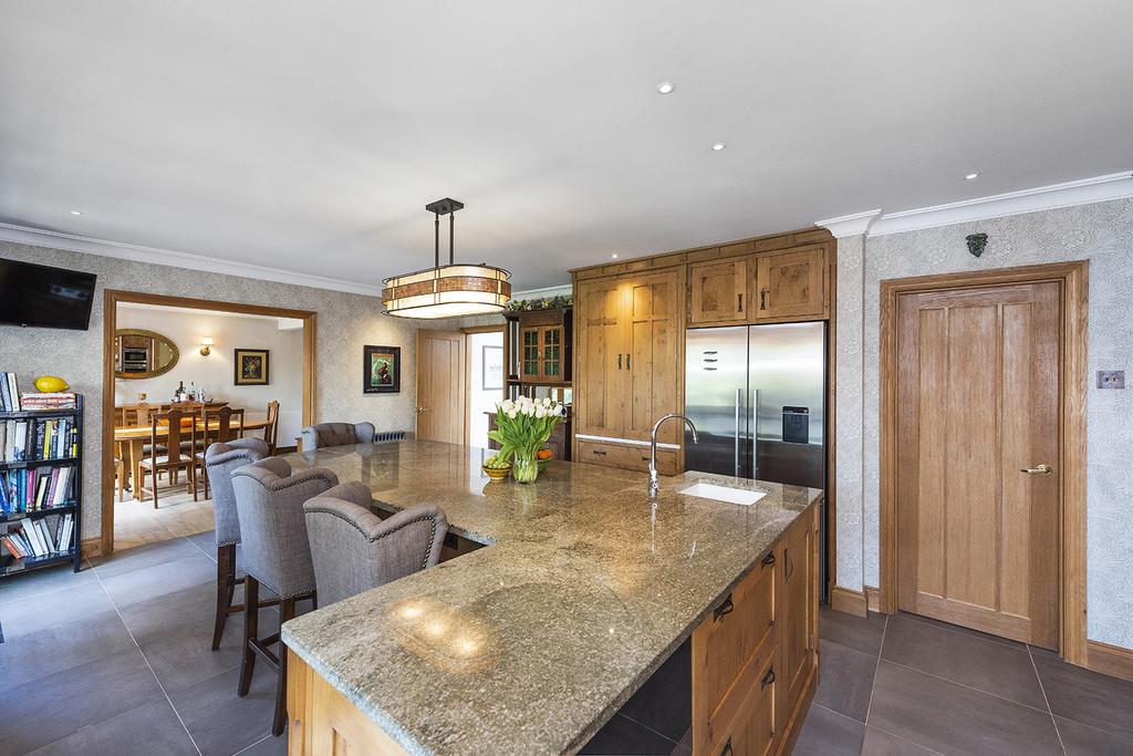 Kitchen/Breakfast Room