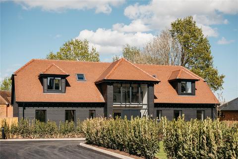 4 bedroom detached house for sale, Oak Field Gardens, Sherborne St John, RG24