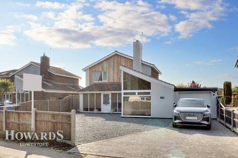3 bedroom detached house for sale, Cotmer Road, South Oulton Broad