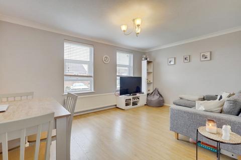 7, Cleveden House Broadlands, Benfleet, SS7 3BD