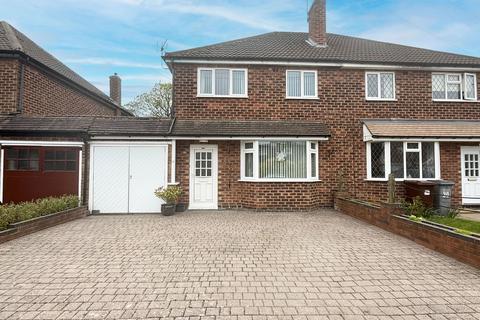 undefined, Lugtrout Lane, Solihull, B91 2SB