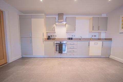 2 bedroom apartment for sale, Lyndon Road, Solihull, B92