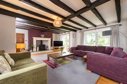 The Coach House Chestnut Square, Wellesbourne, Warwick, CV35 9QR